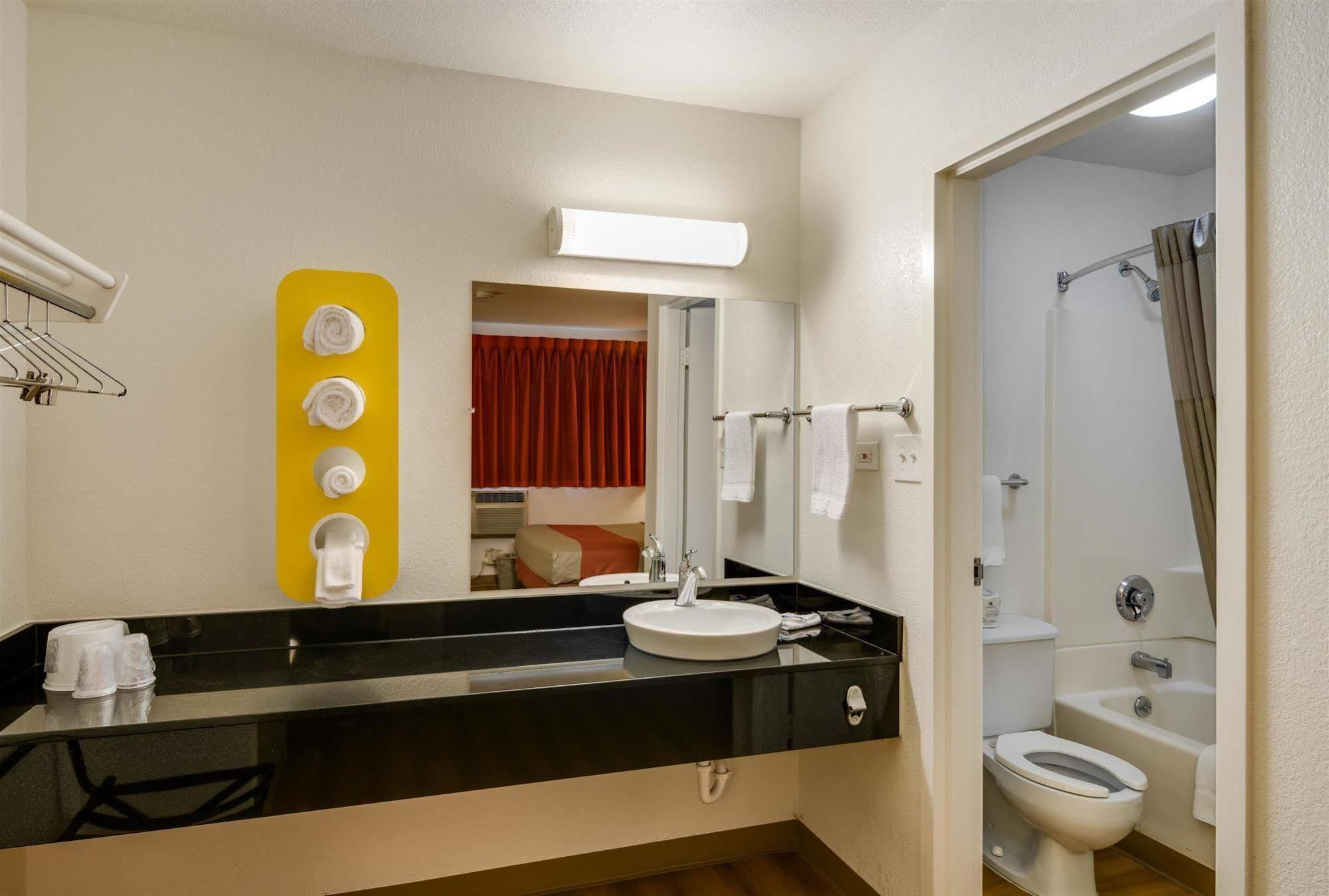 Motel 6-Schiller Park, Il - Chicago O'Hare Dış mekan fotoğraf